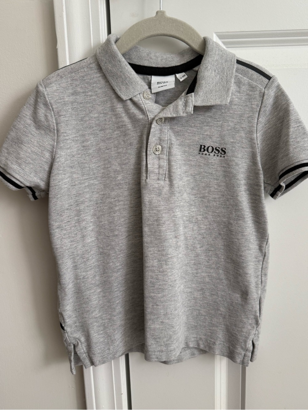 Beautiful Hugo Boss polo shirt.